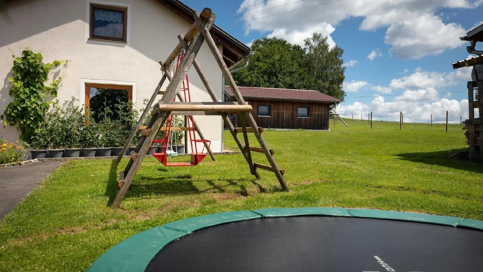 Komfortables Ferienhaus Im Bayerischen Wald Am Alpakahof Mit Saunahaus Waldmuenchen Holiday home