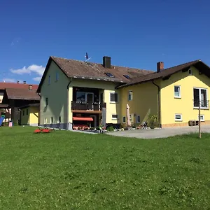 Haus Am Treffenbach Waldmünchen